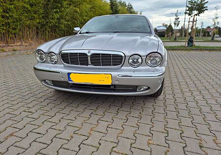 Jaguar XJ8 3.5