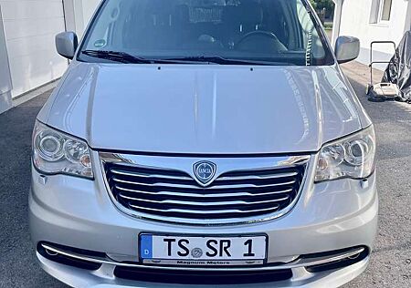 Lancia Voyager 2.8 CRD16v Gold