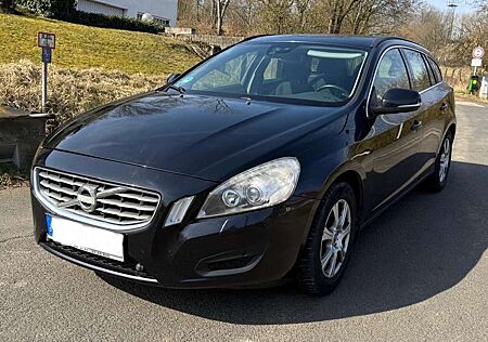 Volvo V60 D5 Geartronic Automatik TÜV