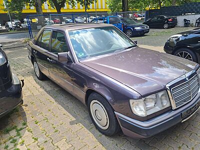 Mercedes-Benz E 220 E-Klasse