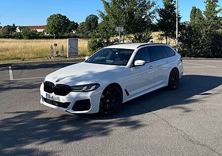 BMW 530d 530 xDrive Touring Aut. M Sport Edition