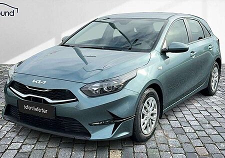 Kia Cee'd Ceed / III 1.5 T-GDi DCT Best Alarm DAB Klima NAV Kamera