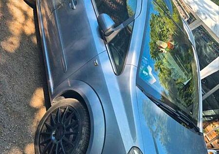 Opel Zafira 2.2 Sport