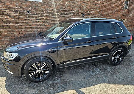 VW Tiguan Volkswagen 2.0 Highline BMT 4Motion | TüV neu