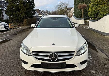 Mercedes-Benz C 300 T de AVANTGARDE LED COMAND+HUD BURMESTER