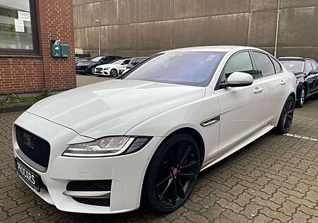 Jaguar XF 30d 300PS R-Sport Aut.*HEAD-UP*DIGITALTACHO