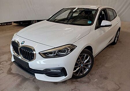 BMW 120 i Lim. Advantage LED LRHZ SHZ PDC WLAN HiFi