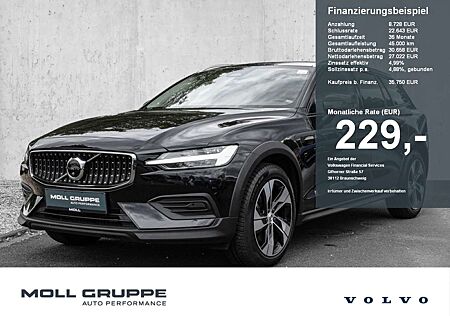 Volvo V60 CC V60 Cross Country B4 AWD Plus LED 360Grad