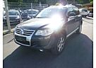 VW Touareg Volkswagen 3.0 V6 TDI DPF Aut.