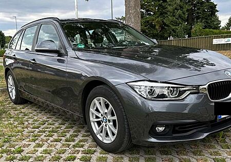 BMW 318i 318 Touring Aut. Advantage