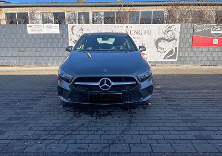 Mercedes-Benz A 200 7G-DCT