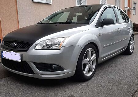 Ford Focus 1.6 16V Style