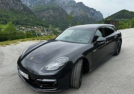 Porsche Panamera 4S E-Hybrid Sport Turismo