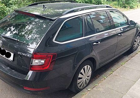 Skoda Octavia Combi 1.5 TSI ACT DSG Style