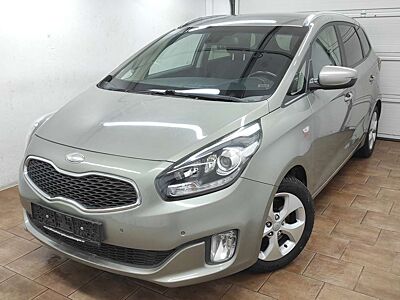 Kia Carens 1.7 CRDI KLIMAA SHZ+LENKRAD KAMERA TEMP BC LED USB