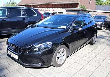 Volvo V40 T2 You BiXenon Klimaautomatik Sitzhzg PDC Rückfaka