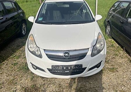 Opel Corsa 1.4 16V Edition 111 Jahre