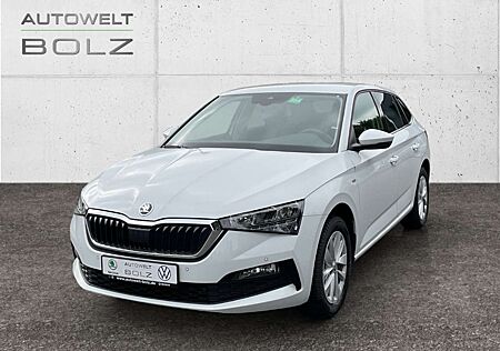 Skoda Scala Tour 1.0 TSI Navi digiCock LED Kamera Apple CarPla