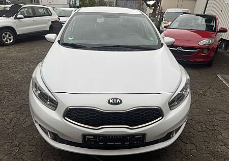 Kia Cee'd Ceed / Dream Team