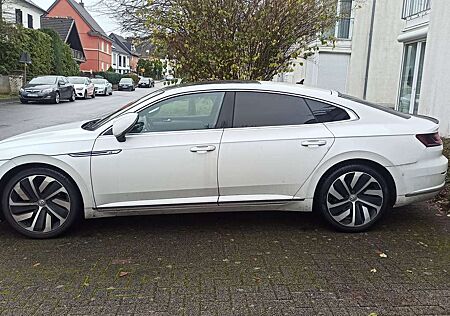 VW Arteon Volkswagen 2.0 TSI DSG R-Line
