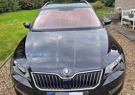 Skoda Superb III Combi Diesel Combi 2.0 TDI Active
