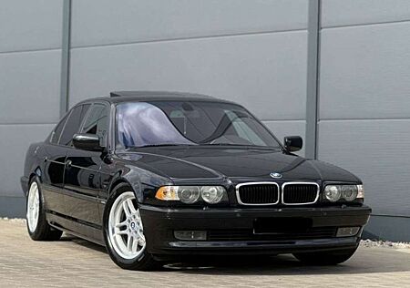 BMW 728iL 728