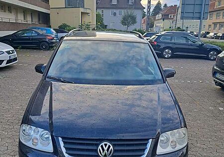 VW Touran Volkswagen 2.0 TDI Trendline