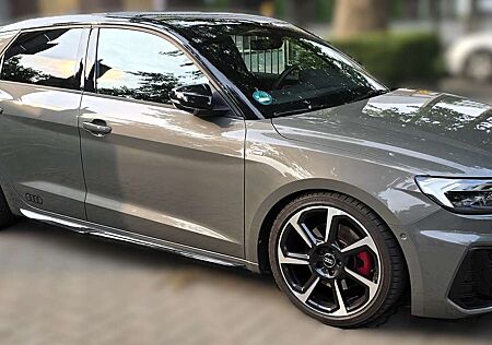 Audi A1 40 TFSI Sportback S tronic S line