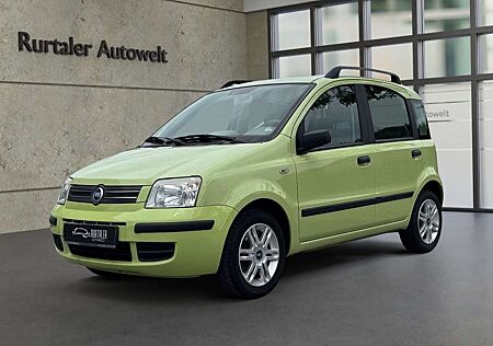 Fiat Panda 1.2 8V Emotion *AUTOMATIK*KLIMAAUT*PDC*TÜV