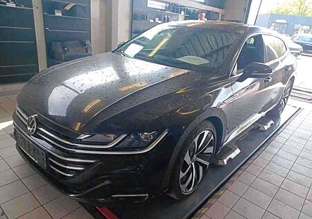 VW Arteon Volkswagen Shooting Brake R-Line2.0TDI DSG LED Navi