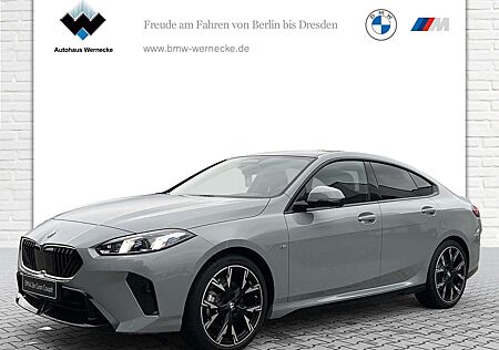 BMW 220 Gran Coupé 360, Iconic Glow, Head-Up