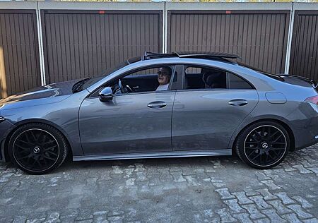 Mercedes-Benz CLA 200 d 4Matic 8G-DCT AMG Line Sportpaket, Sportsitze,