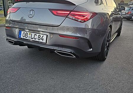 Mercedes-Benz CLA 200 8G-DCT AMG Line Sportpaket,Sportsitze,19Zoll Keski