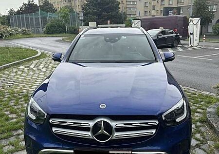 Mercedes-Benz GLC 220 d 4Matic 9G-TRONIC Off-Roader/Navi/360/Burmester