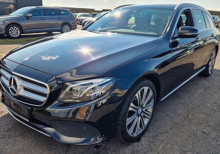 Mercedes-Benz E 250 T-Modell Multibeam Totwinkel Kamera Pano