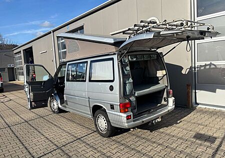 VW T4 California Volkswagen 1. Hand mit reichlich Zubehör, 4 bis 6 Sitzplätze, AHK, Hecklastenträger