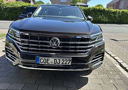 VW Touareg Volkswagen 3.0 V6 TDI 4Motion DPF Automatik Drive