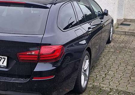 BMW 520d 520 xDrive Touring Aut.