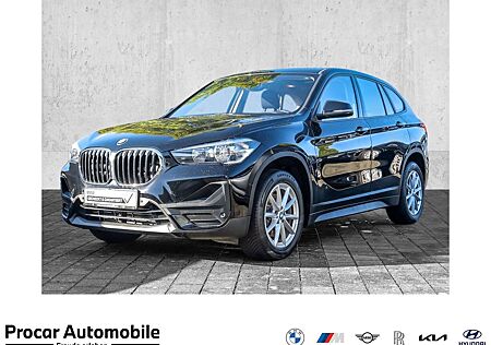 BMW X1 sDrive18d PANO NAVI PDC V+H DAB Parkass. LM