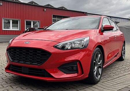 Ford Focus ST-Line"SZH"LenkHZ"NAV"CarPlay