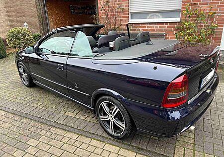 Opel Astra Cabrio 2.2 16V Edition 90 Jahre Bertone