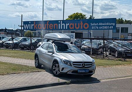Mercedes-Benz GLA 180 GLA -Klasse URBAN*NAVI*PDC V-H !!
