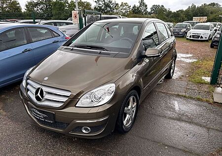 Mercedes-Benz B 200 Service NEU // TÜV 02/2027