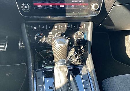 Skoda Superb Combi 2.0 TDI DSG Sportline
