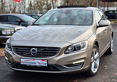 Volvo S60 Lim. Summum *Schiebedach *Xenon *Navi *SHZ
