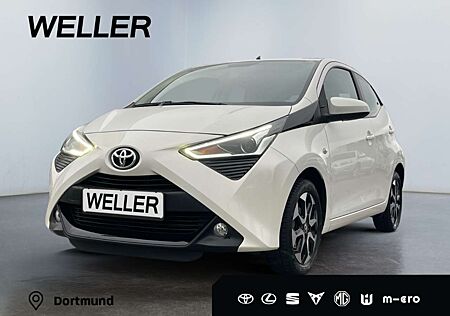 Toyota Aygo x-play club *CarPlay*Kamera*LMF*BT*Colorglas*