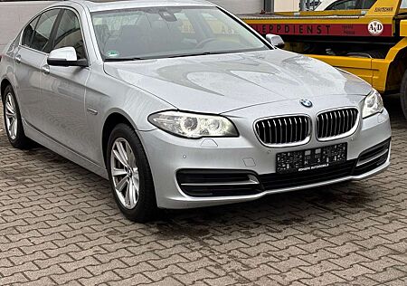 BMW 530 d Autom./Navi/Sport Sz Pkt./Leder/GSD/Hifi Pkt/AHK