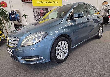 Mercedes-Benz B 180 BlueEF Xenon,aktiver ParkAssistent,Sitzh.Allwetter