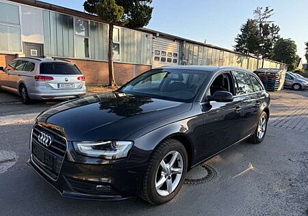Audi A4 1.8 TFSI XENON 8xALU FULL SERVICE