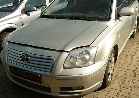 Toyota Avensis 1.8 VVT-i Combi Sol